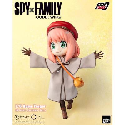 Spy x Family Code: White Figura FigZero 1/6 Anya Forger Winter Costume Ver. 17 cm