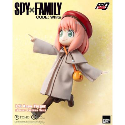 Spy x Family Code: White Figura FigZero 1/6 Anya Forger Winter Costume Ver. 17 cm