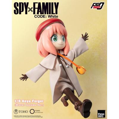 Spy x Family Code: White Figura FigZero 1/6 Anya Forger Winter Costume Ver. 17 cm