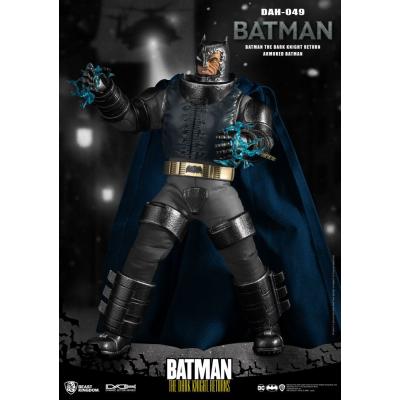 Batman The Dark Knight Returns Figura Dynamic 8ction Heroes 1/9 Armored Batman 21 cm