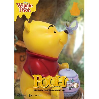 Disney Estatua Master Craft Winnie the Pooh 31 cm