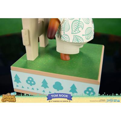 Animal Crossing: New Horizons Estatua PVC Tom Nook 22 cm