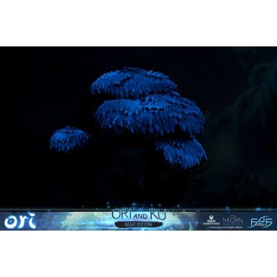 Ori and the Will of the Wisps Estatua Ori and Ku Night Ver. 38 cm