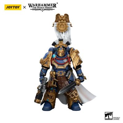 Warhammer The Horus Heresy Figura 1/18 Ultramarines Legion Praetor with Power Sword and Volkite Serpenta 20 cm