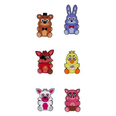 Five Nights at Freddy's Loungefly Chapas esmaltadas Blind Character Expositor (12)