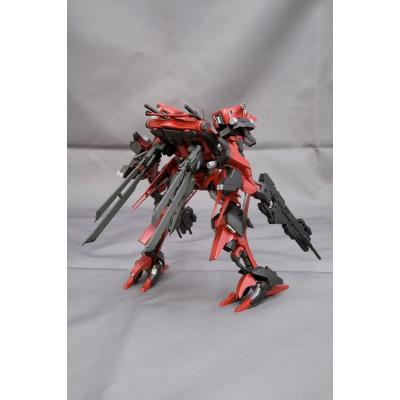 Armored Core Maqueta 1/72 Rayleonardo 03-Aaliyah Kpachar Full Package Versionn 14 cm