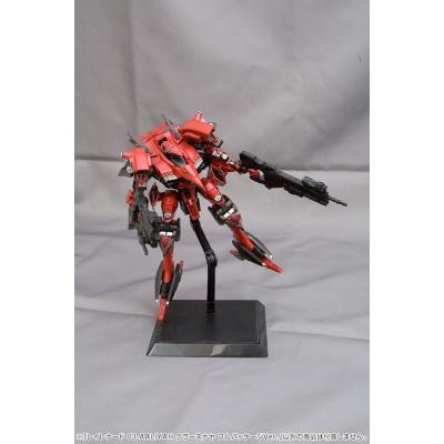 Armored Core Maqueta 1/72 Rayleonardo 03-Aaliyah Kpachar Full Package Versionn 14 cm