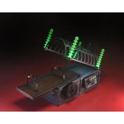 NECA Originals Diorama Monsterizer Vintage 25 cm