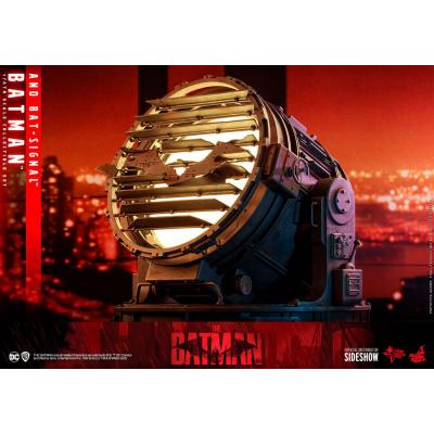 The Batman Figura Movie Masterpiece 1/6 Batman with Bat-Signal 31 cm