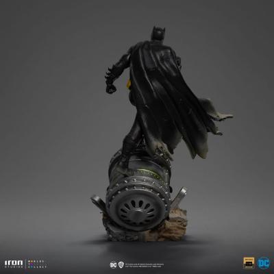 DC Comics Estatua 1/10 BDS Art Scale Batman Deluxe (Black Version Exclusive) heo EU Exclusive 30 cm