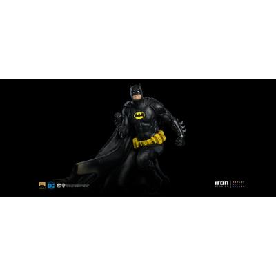DC Comics Estatua 1/10 BDS Art Scale Batman Deluxe (Black Version Exclusive) heo EU Exclusive 30 cm