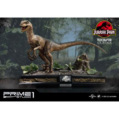 Jurassic Park Estatua 1/6 Velociraptor 41 cm