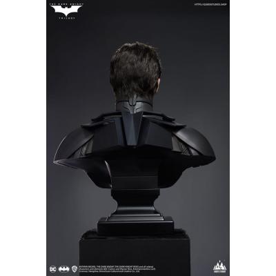 The Dark Knight Estatua tamaño real Batman Deluxe Edition 207 cm