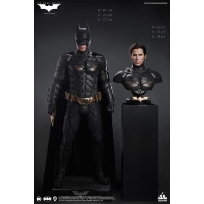 The Dark Knight Estatua tamaño real Batman Deluxe Edition 207 cm