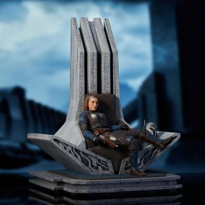 Star Wars: The Mandalorian Estatua Premier Collection 1/7 Bo-Katan Kryze on Throne 35 cm