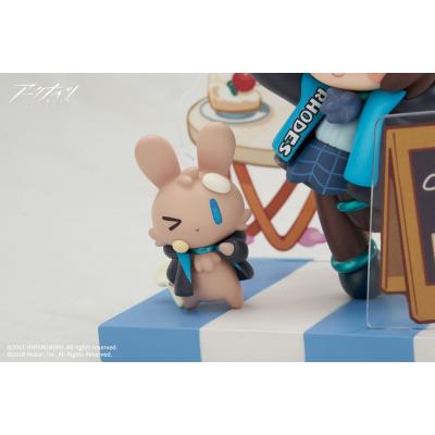 Arknights Estatua PVC Mini Series Will You be Having the Dessert? Amiya 9 cm