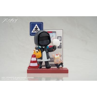 Arknights Estatua PVC Mini Series Will You be Having the Dessert? Doctor 10 cm