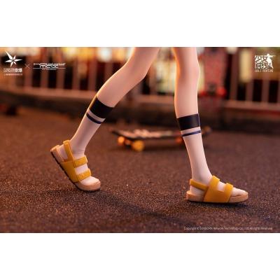 Girls Frontline Estatua PVC 1/7 UMP9 Bee's Knees 24 cm
