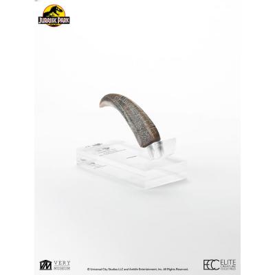 Jurassic Park ECC Elite Creature Line Estatua Velociraptor Hand Claw Prop 12 cm