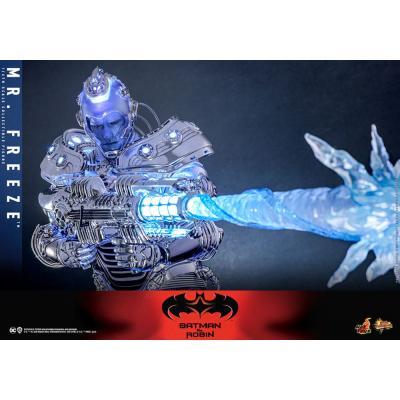 Batman y Robin Figura Movie Masterpiece 1/6 Mr. Freeze 33 cm