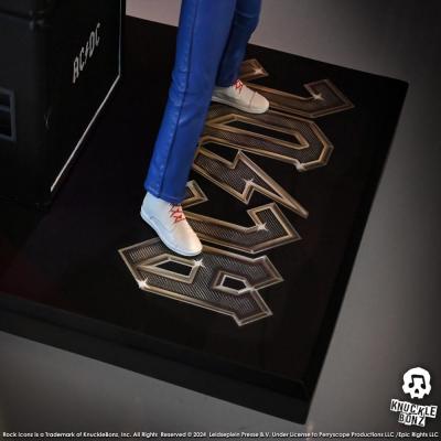 AC/DC Estatua Rock Iconz Brian Johnson 23 cm