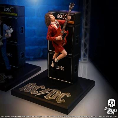 AC/DC Estatua Rock Iconz Angus Young III 25 cm