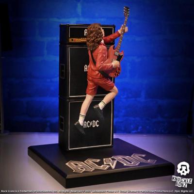 AC/DC Estatua Rock Iconz Angus Young III 25 cm