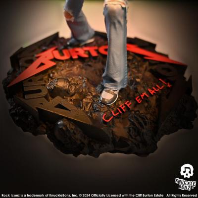 Metallica Estatua Rock Iconz Cliff Burton II 22 cm