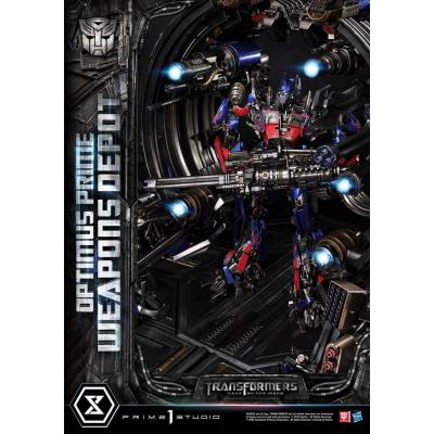 Transformers: Dark of the Moon (Film) Museum Masterline Estatua Optimus Prime Weapons Depot 127 cm